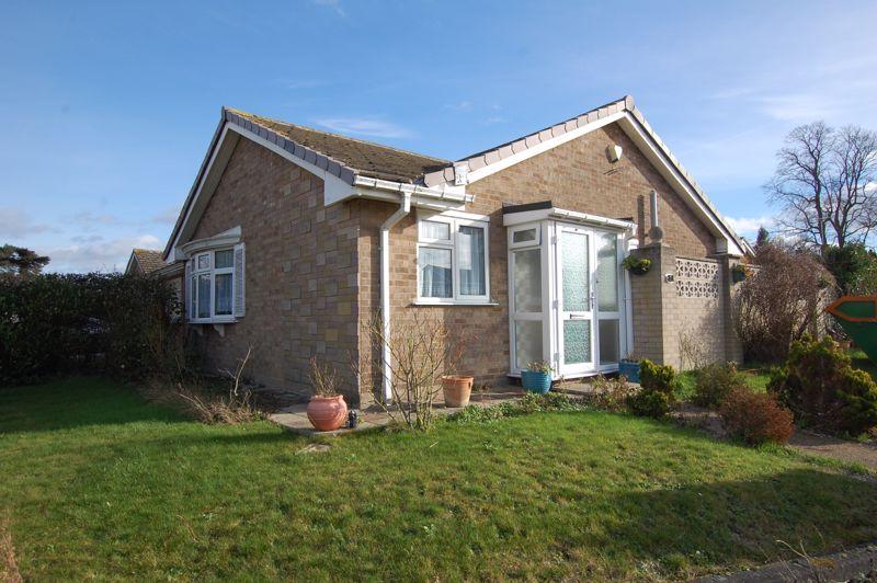 Orsett Village 2 bed semidetached bungalow for sale £415,000