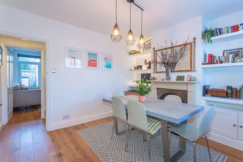 16 Windmill Lane, Long Ditton, Surbiton, KT6 5QE