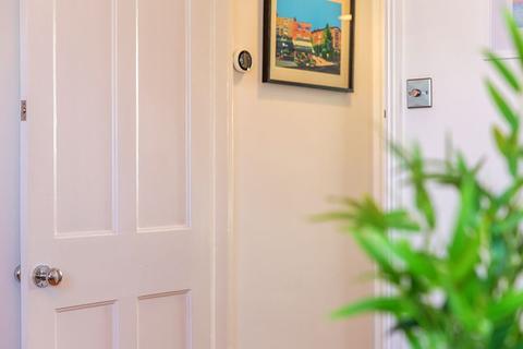 16 Windmill Lane, Long Ditton, Surbiton, KT6 5QE