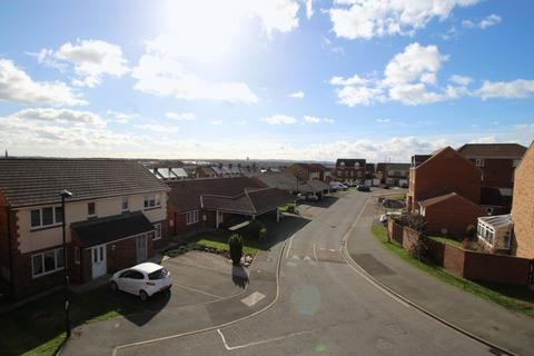 2 bedroom apartment for sale, Haydon Drive, Wallsend NE28