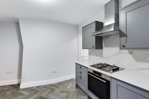35 Carr Road, Walthamstow, London, E17 5ER