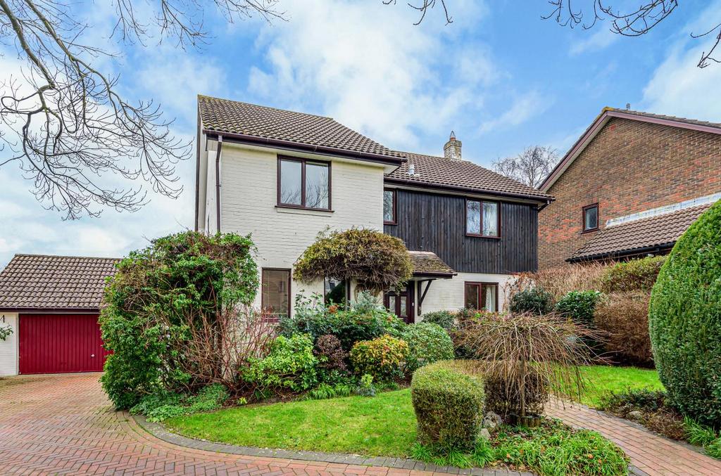 Wallington Drive, North Millers Dale, Chandler's Ford 4 bed detached