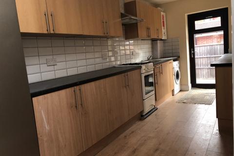 House share to rent, Single Person, Double Room in Goodmayes IG3