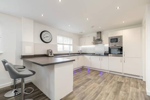 34 Damselfly Road, Edinburgh, EH17 8XG