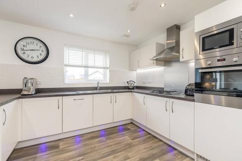 34 Damselfly Road, Edinburgh, EH17 8XG