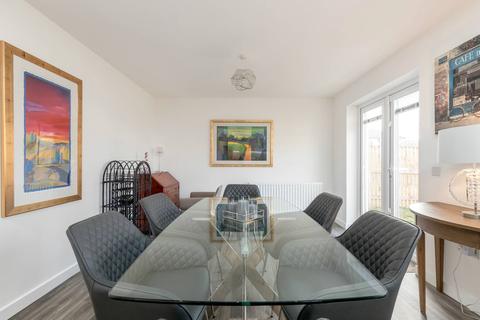 34 Damselfly Road, Edinburgh, EH17 8XG