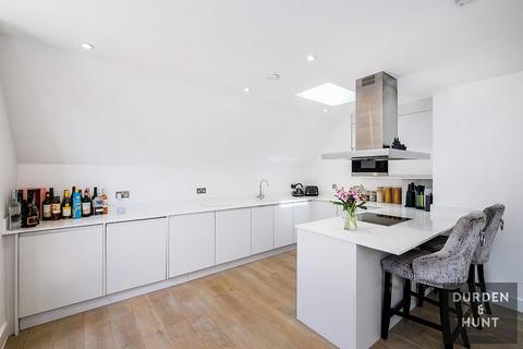 9, Revival Court Half Moon Lane, Epping, CM16 4AH