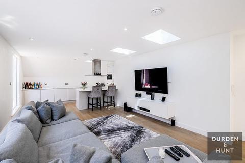 9, Revival Court Half Moon Lane, Epping, CM16 4AH