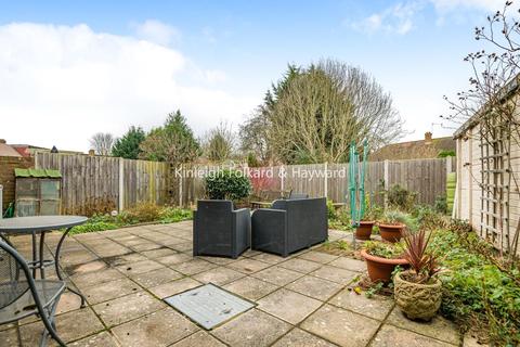 60 Chamberlain Crescent, West Wickham, BR4 0LL
