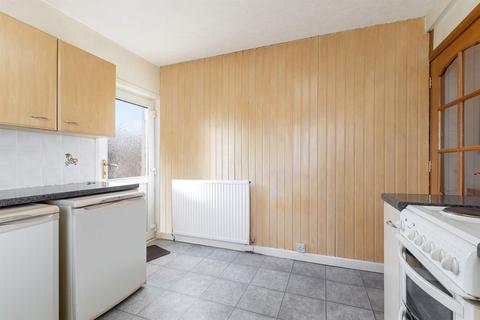 7 Blackhall Square, Kelty, KY4 0EP