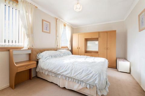 7 Blackhall Square, Kelty, KY4 0EP