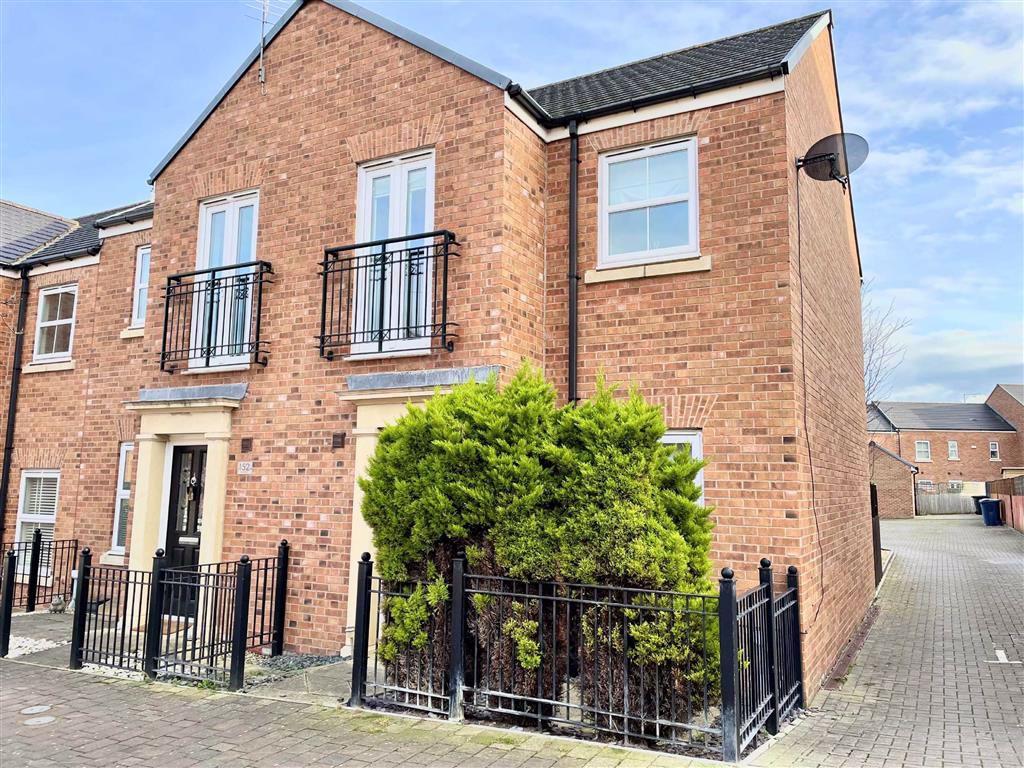 Brass Thill Way, South Shields 2 bed end of terrace house £157,500