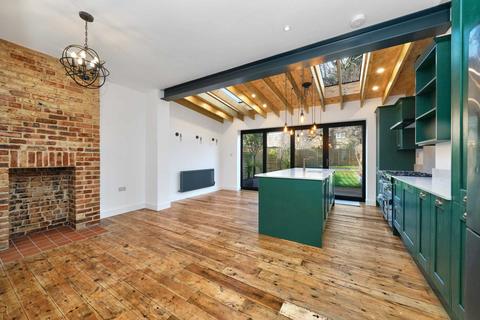 46 Tyndall Road, Leyton, London, E10 6QH