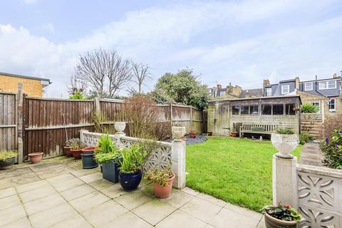 2 bedroom end of terrace house for sale - Bassingham Road, Wandsworth