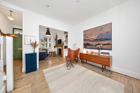30 Sedgwick Road, London, E10 6QR