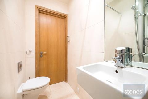 Studio to rent, Frognal, Hampstead, London, NW3