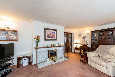 2 Moyness Park Drive, Blairgowrie, PH10 6LX