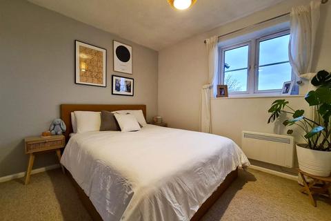 59 Boakes Drive, Stonehouse, GL10 3QW