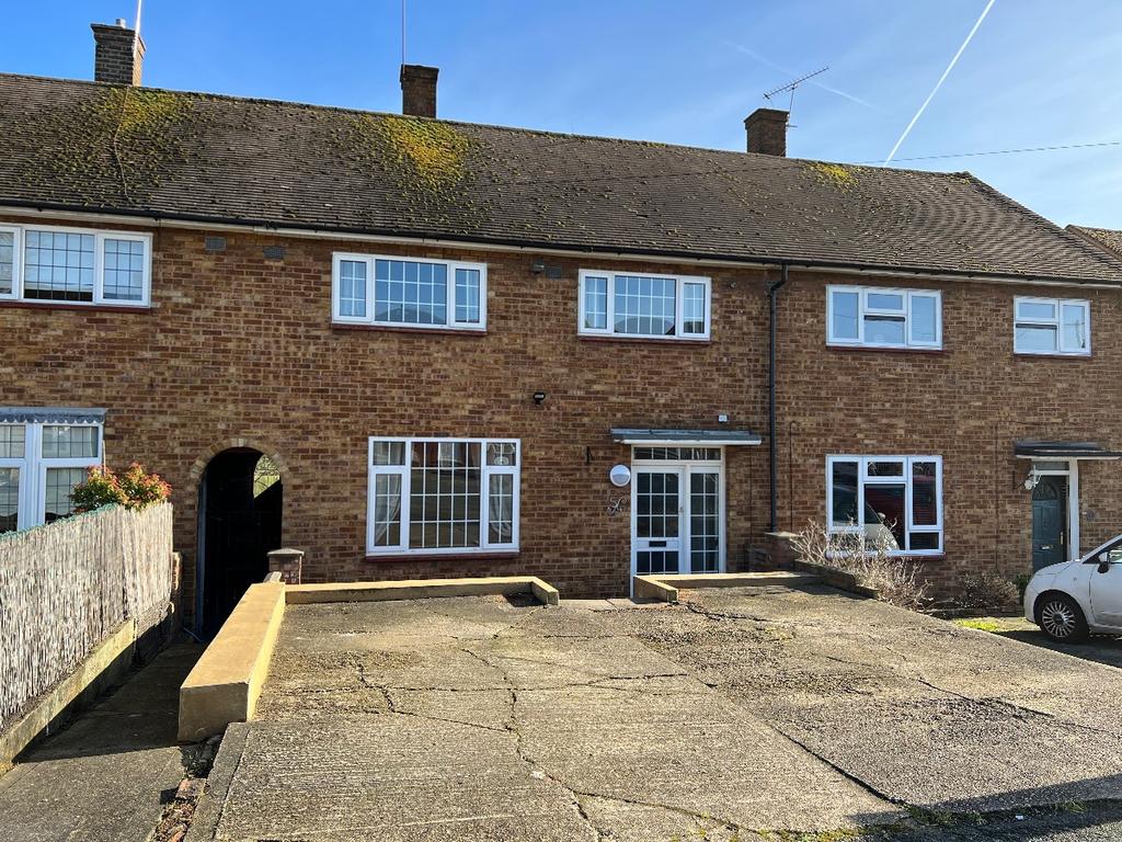 Woodbridge Lane, Romford 3 bed terraced house £1,600 pcm (£369 pw)