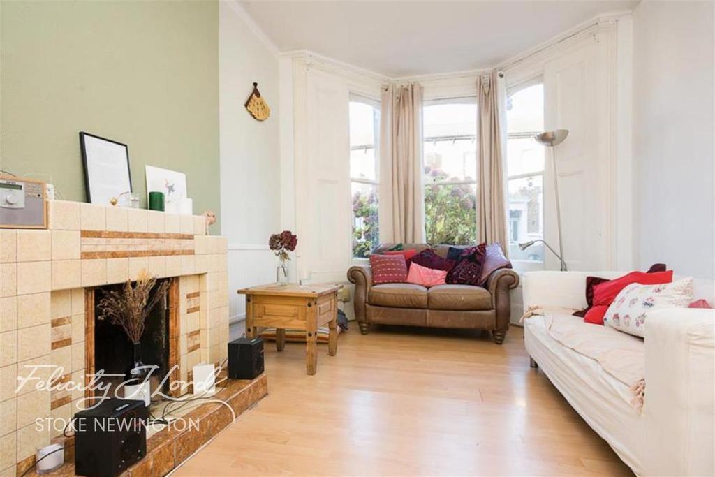 Hawksley Road N16 4 bed terraced house £3,497 pcm (£807 pw)