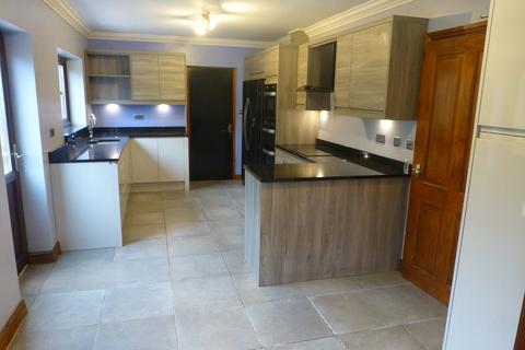 2 Abernant Road, Cwmgors, Ammanford, SA18 1RB