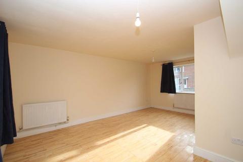 3 bedroom house to rent, Lobelia Road, Oxford