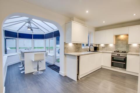 15 Bracklesham Close, Southampton, SO19 8TD