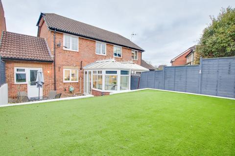 15 Bracklesham Close, Southampton, SO19 8TD