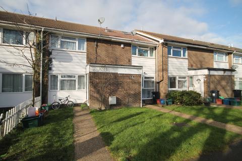 15 Clark Way, Hounslow, TW5 9EG