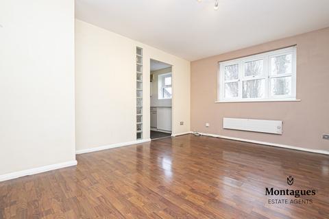 18 Orchid Close, Abridge, Romford, RM4 1DF