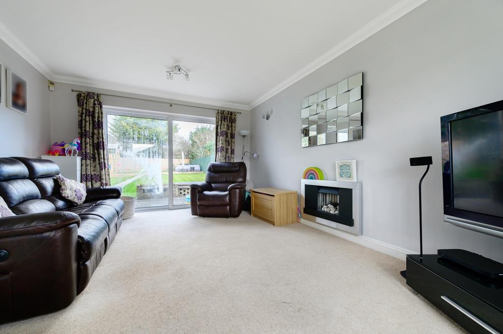 Mead Road, Stoke Gifford, Bristol, BS34 8PS 4 bed detached house £695,000