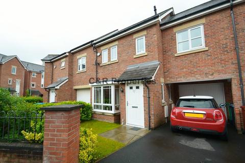 4 bedroom townhouse to rent, Drayton Street, Hulme, Manchester. M15 5LL