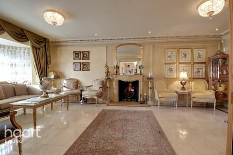 63 Park View Road, London, W5 2JF