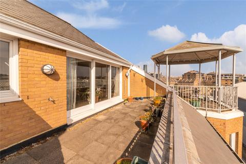 3 bedroom flat for sale, Ares Court, Homer Drive, London