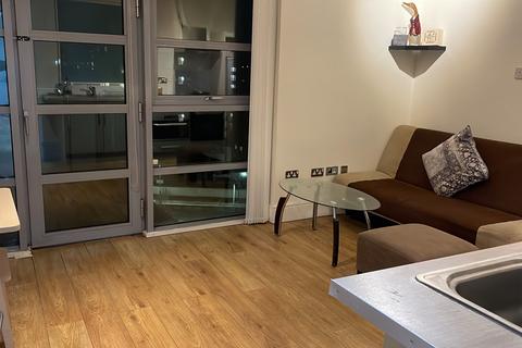 3 bedroom flat to rent, The Lock Building, 41 Whitworth Street, Manchester M1 5