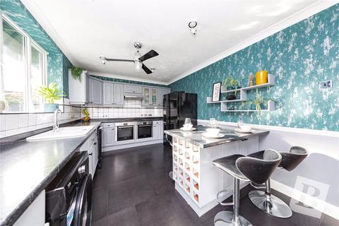 65 Tring Gardens, Romford, RM3 9EJ