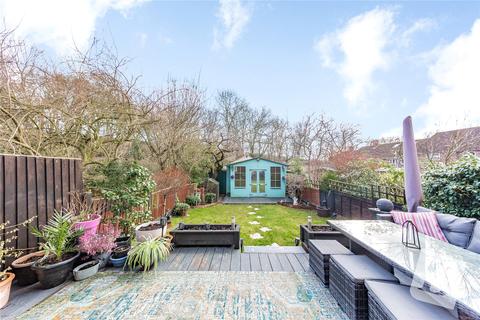 65 Tring Gardens, Romford, RM3 9EJ