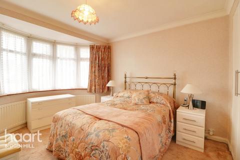 47 Old Tye Avenue, Biggin Hill, Westerham, TN16 3NA