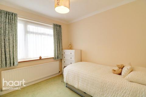 47 Old Tye Avenue, Biggin Hill, Westerham, TN16 3NA