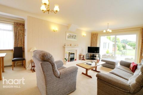 47 Old Tye Avenue, Biggin Hill, Westerham, TN16 3NA