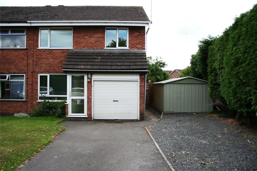 Leigh Grove, Droitwich, WR9 3 bed semidetached house £250,000