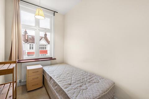 123 Rannoch Road, London, W6 9SY