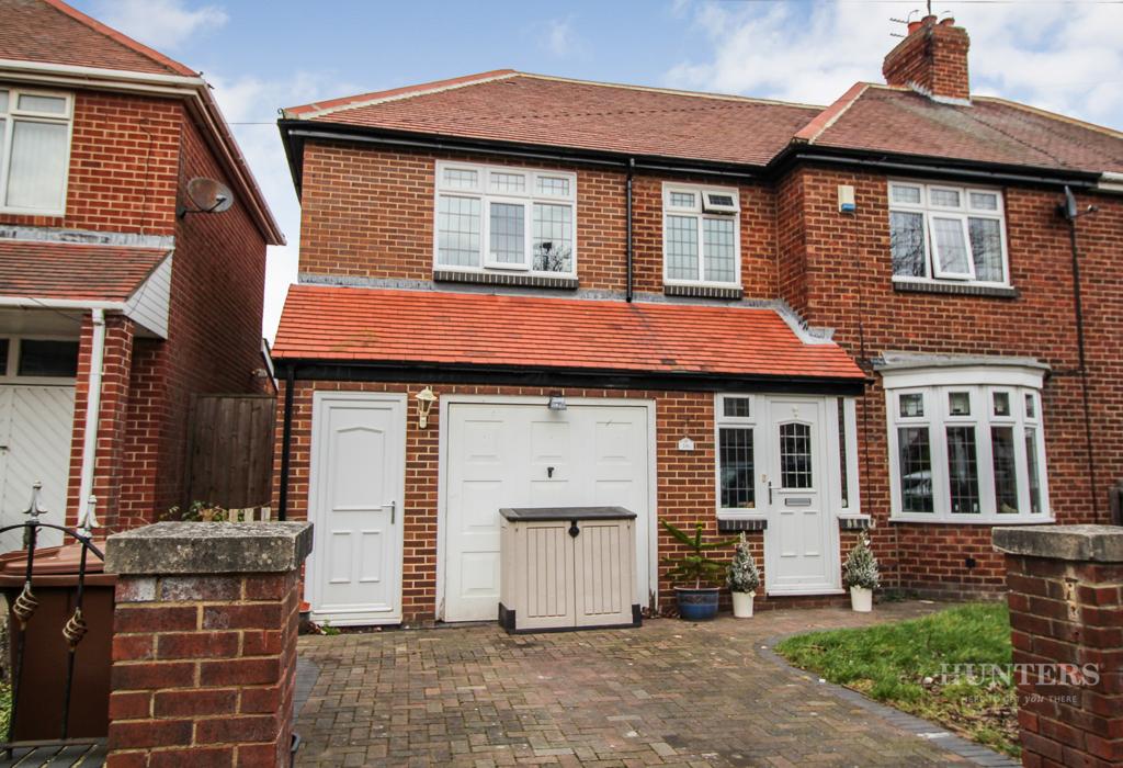 Newbridge Avenue, Sunderland, Tyne... 4 bed semidetached house £220,000