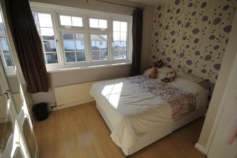 10 Worton Road, Isleworth, TW7 6HN