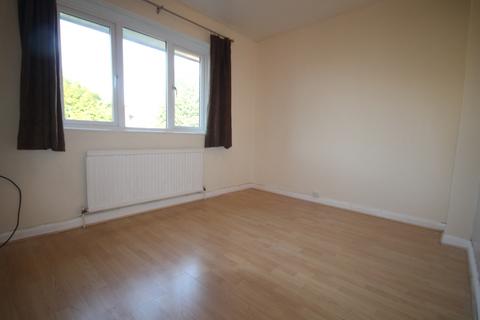 10 Worton Road, Isleworth, TW7 6HN