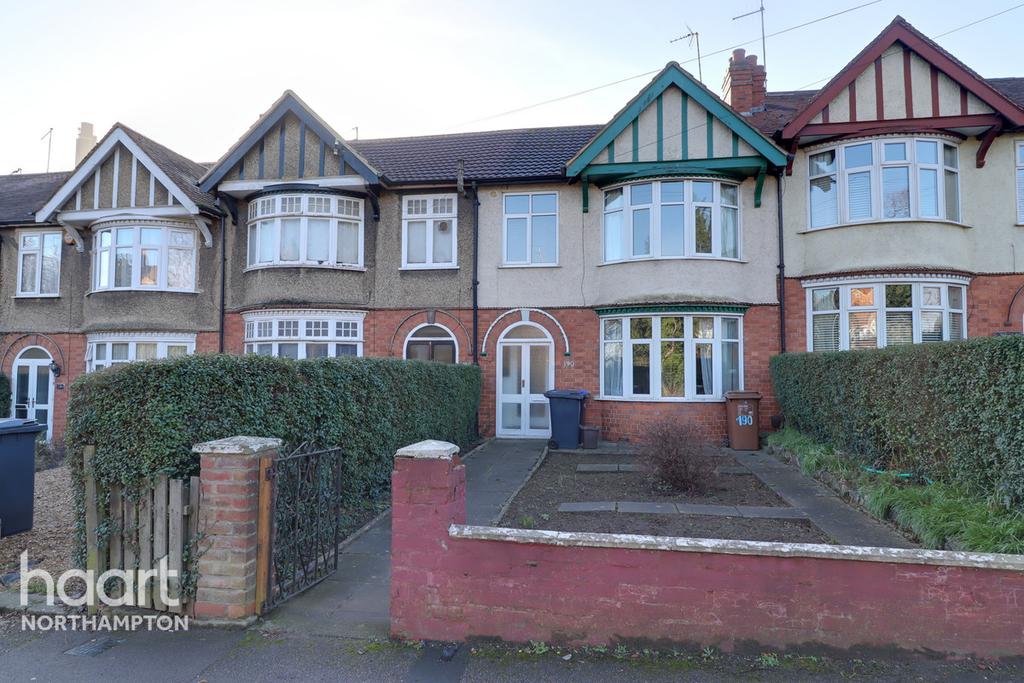 Weedon Road, Northampton 3 bed terraced house £230,000