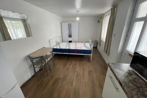 undefined, Church Avenue, Southall, UB2