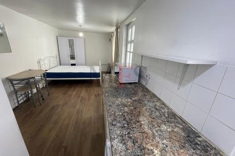 undefined, Church Avenue, Southall, UB2