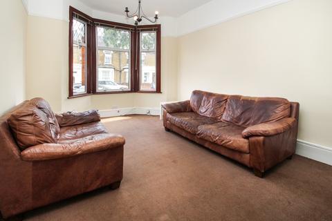 3 bedroom terraced house to rent, Murchison Road, Leyton, London, E10 6LU
