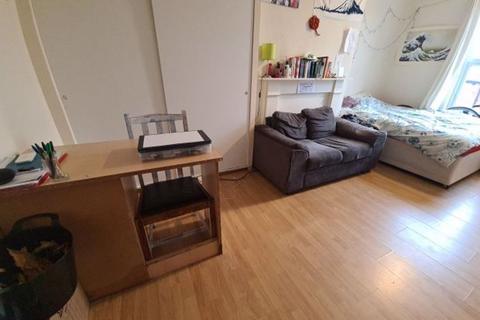 1 bedroom flat to rent, Hyde Park Road, Leeds